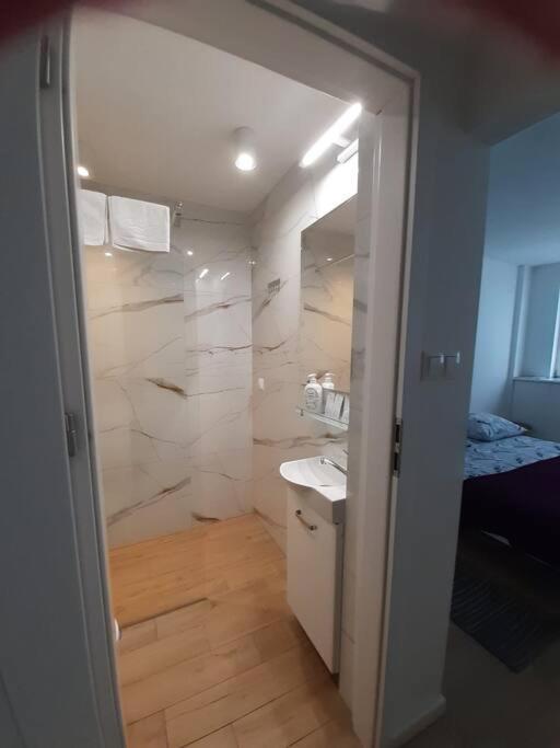 Apartment Lubmarex 1 Aleja Solidarnosci 71 Warsaw