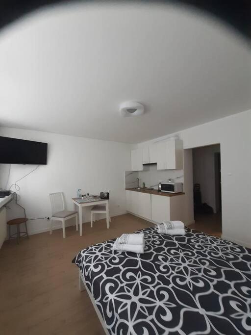 Apartament Lubmarex 1 Aleja Solidarnosci 71 Warszawa